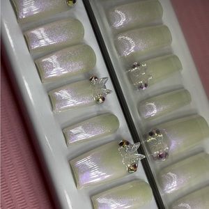 White Butterfly Custom Set 🦋🤍